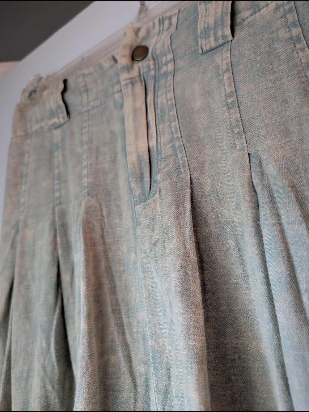 Oli & Hali Light Gray Pleated Maxi Skirt - Picture 6 of 13